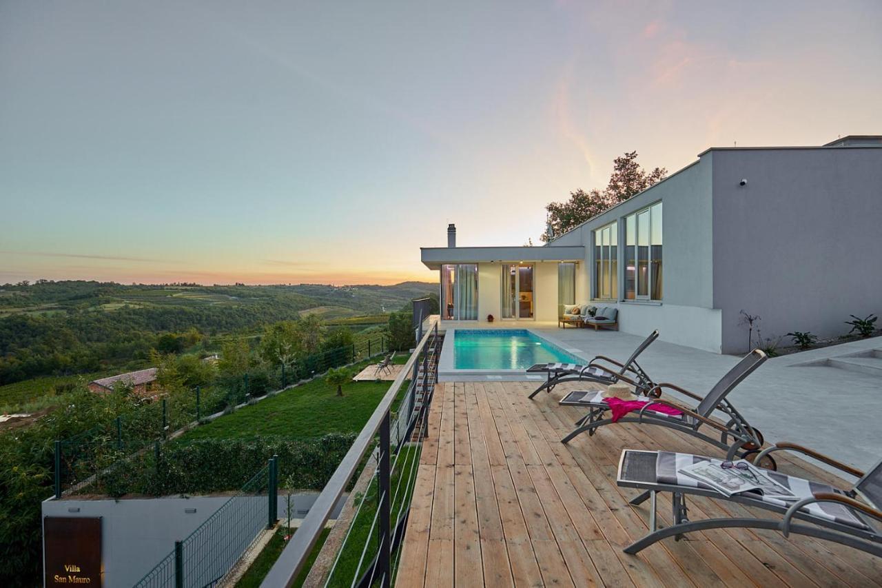 Villa San Mauro Momjan Exteriör bild